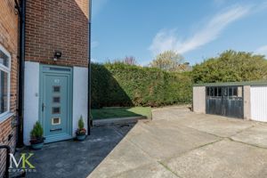 Photo 25- click for photo gallery